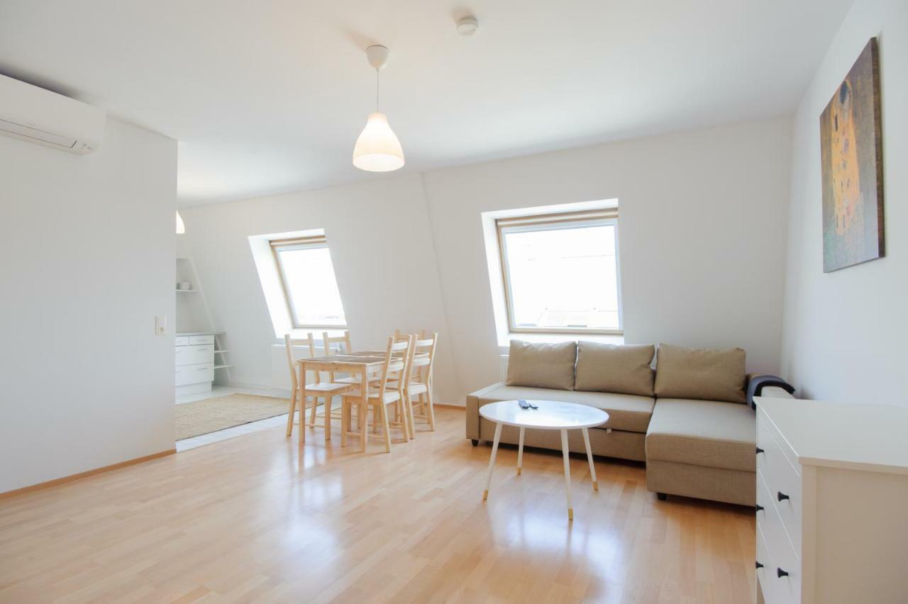 Central Living Apartments - Rathaus Wien Eksteriør bilde